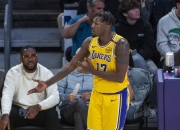 开云体育入口-尼克斯对战森林狼，东西区球队对决惊心动魄的简单介绍