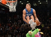 开云体育APP下载-纵横交错的扣篮大赛再次展现魅力