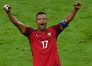 开云体育APP下载-欧洲杯冠军接受采访感言，球迷热切期待未来表现