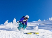 开云下载-无名小卒对决传奇之师，新疆队米切尔用实力击碎所有质疑