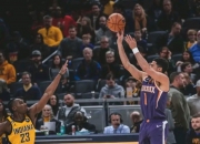 开云体育下载-步行者客场战胜太阳，取得优势