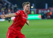 开云体育-沙尔克主场失利，连败局面难改变