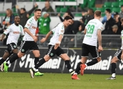 开云体育在线-霍芬海姆队遭遇客场失利，遭遇两连败