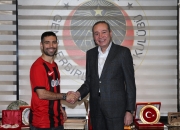 开云官网-联赛强队遭遇失利，保持积极态度备战下一场