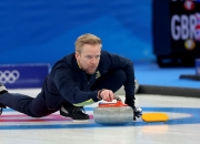 开云体育下载-冰岛冰壶选手策马飞奔，压倒群雄