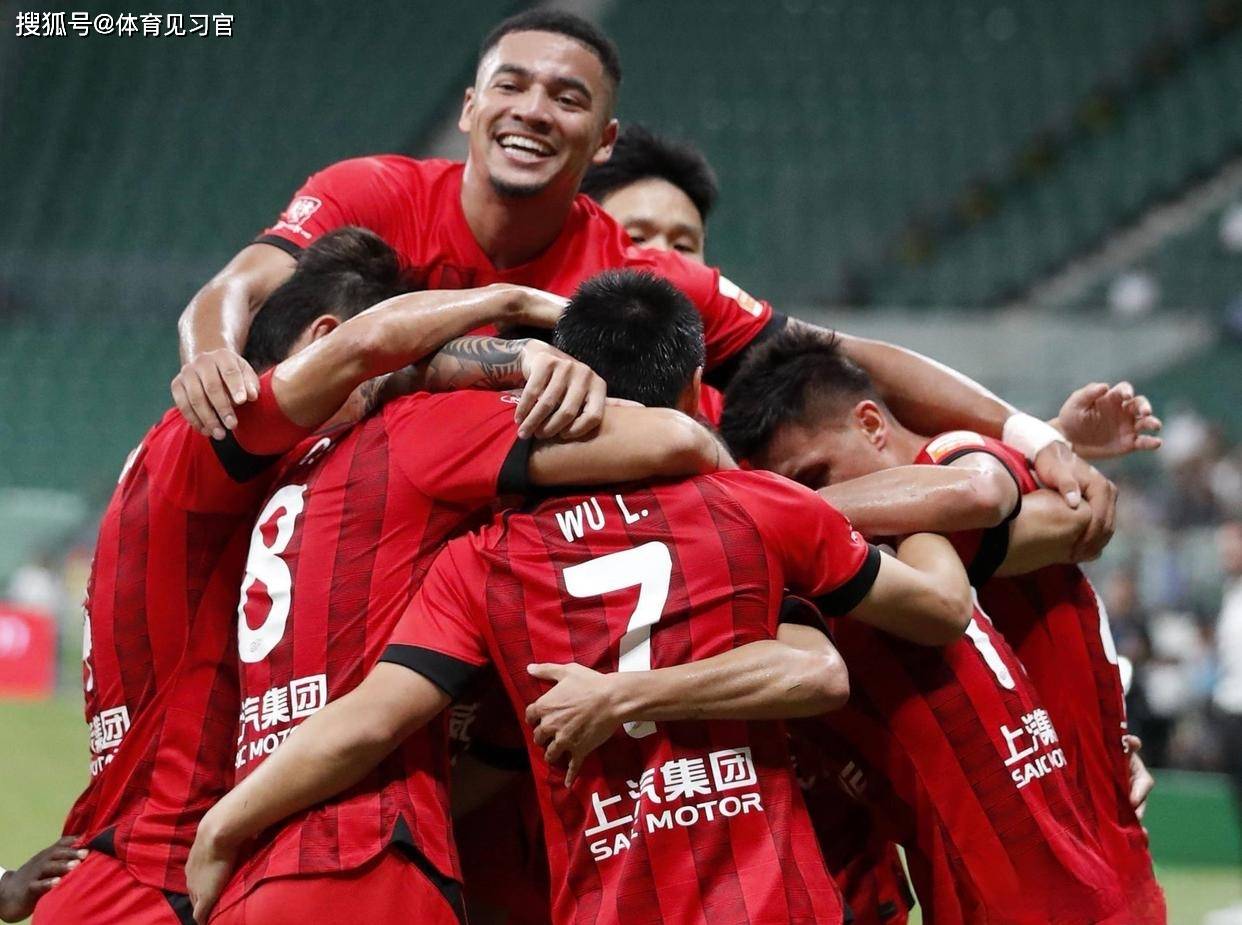 上港球员集训备战，为即将到来的比赛做最好的准备！的简单介绍