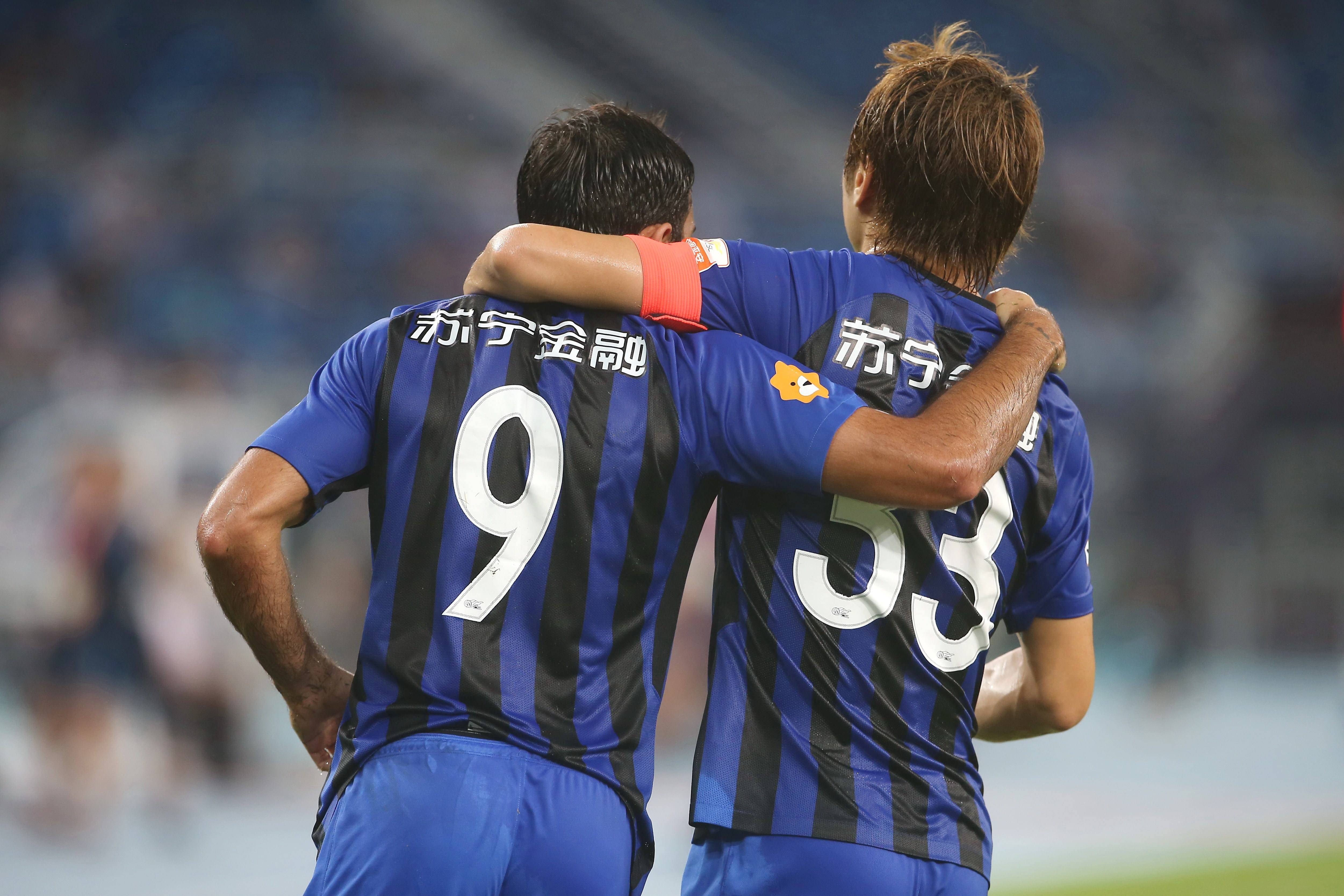 关于苏宁激烈对抗训练画面曝光:队员士气高涨的信息 关于苏宁激烈对抗训练画面曝光:队员士气高涨的信息