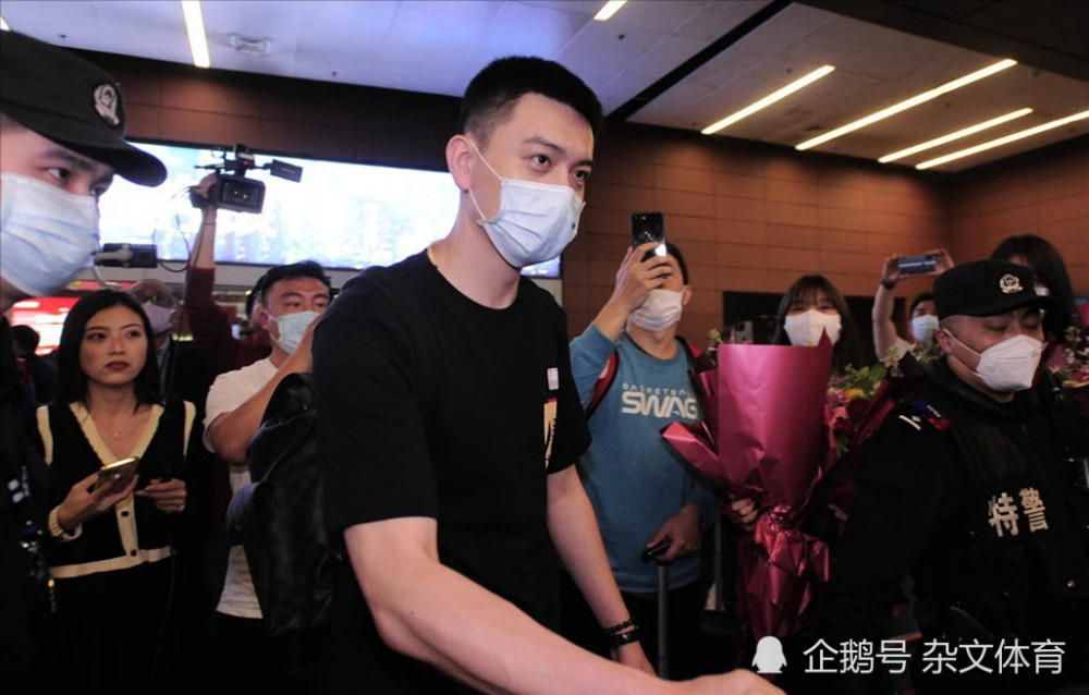 关于总经理发表新赛季计划,球迷期待蠢蠢欲动的信息 关于总经理发表新赛季计划,球迷期待蠢蠢欲动的信息