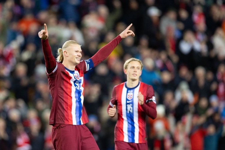 关于多特蒙德前锋哈兰德复出,助球队迎战法兰克福的信息 关于多特蒙德前锋哈兰德复出,助球队迎战法兰克福的信息