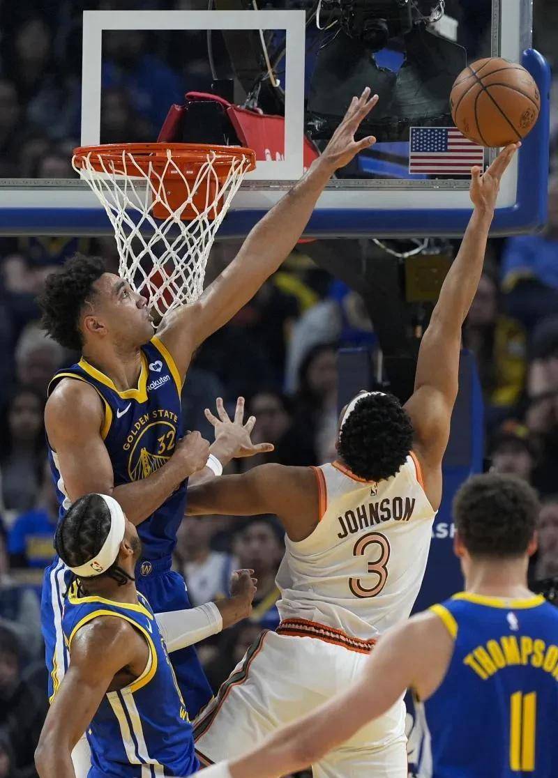 灰熊队遭遇人员伤缺,疲于奔命争取胜利的简单介绍 灰熊队遭遇人员伤缺,疲于奔命争取胜利的简单介绍