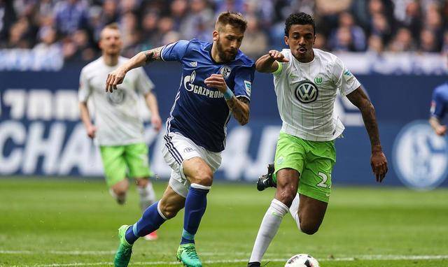 沃尔夫斯堡球队新援表现出色,助力球队迎来连胜的简单介绍 沃尔夫斯堡球队新援表现出色,助力球队迎来连胜的简单介绍