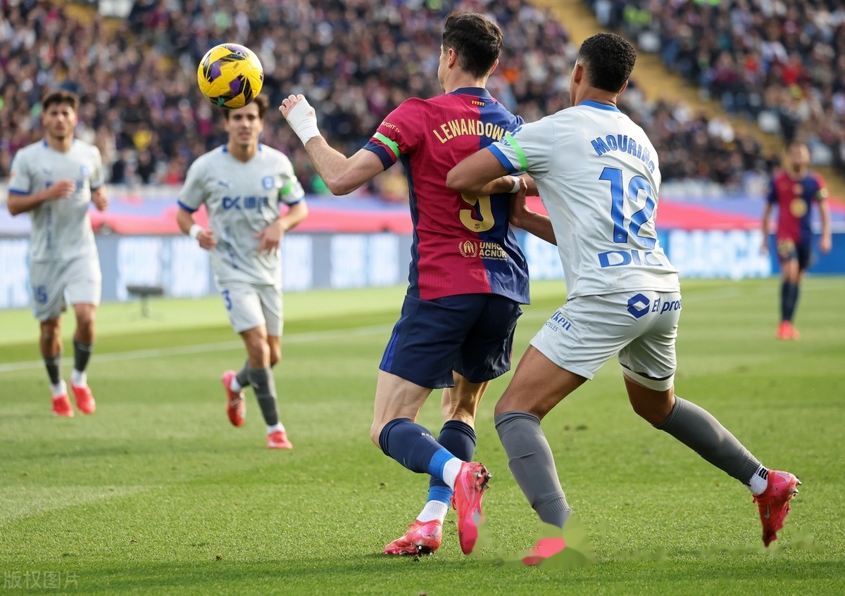 关于巴塞罗那主场大胜巴伦西亚，横扫对手的信息