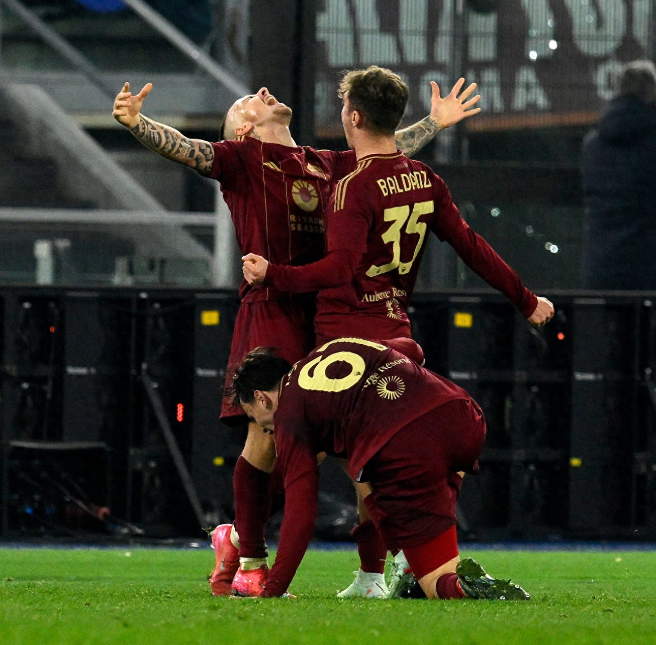 那不勒斯客场凭一球小胜罗马,豪取三分的简单介绍 那不勒斯客场凭一球小胜罗马,豪取三分的简单介绍