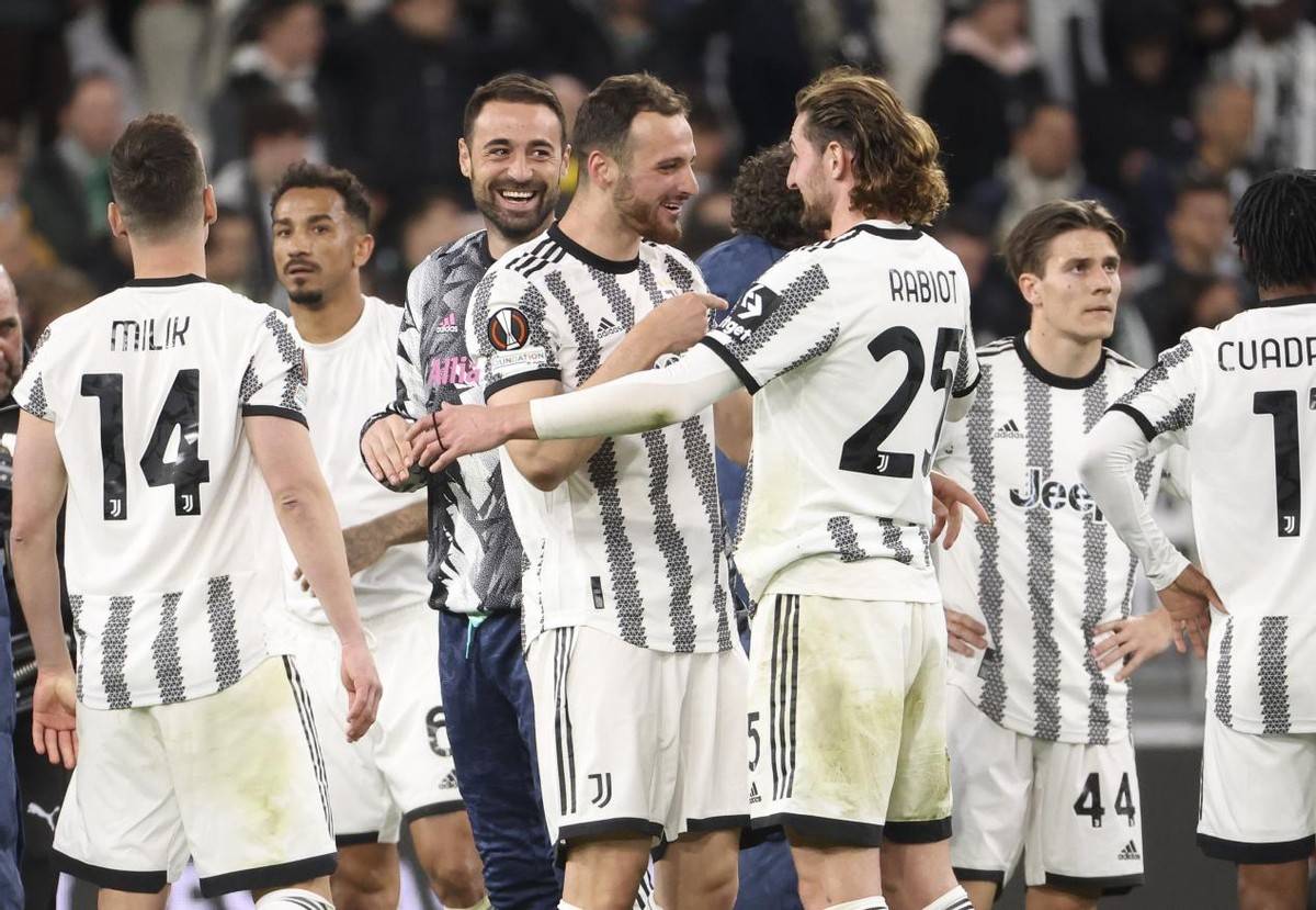 包含尤文图斯迎战英超球队,备战一场极具挑战性的足球比赛的词条 包含尤文图斯迎战英超球队,备战一场极具挑战性的足球比赛的词条