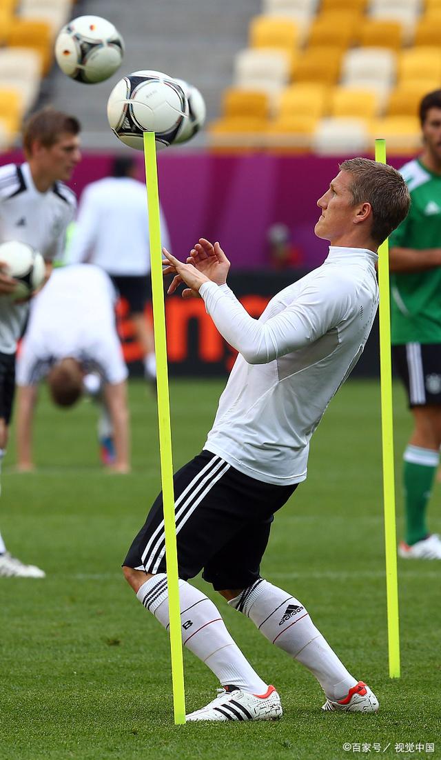 德国队踢出高水准比赛,赢得关键胜利 德国队踢出高水准比赛,赢得关键胜利