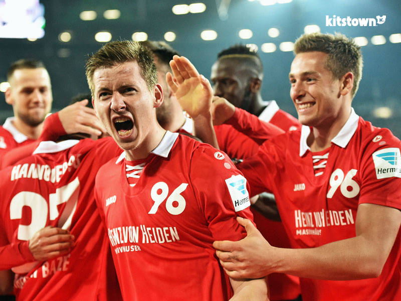 柏林联队客场逆转胜利,取得重大突破 柏林联队客场逆转胜利,取得重大突破