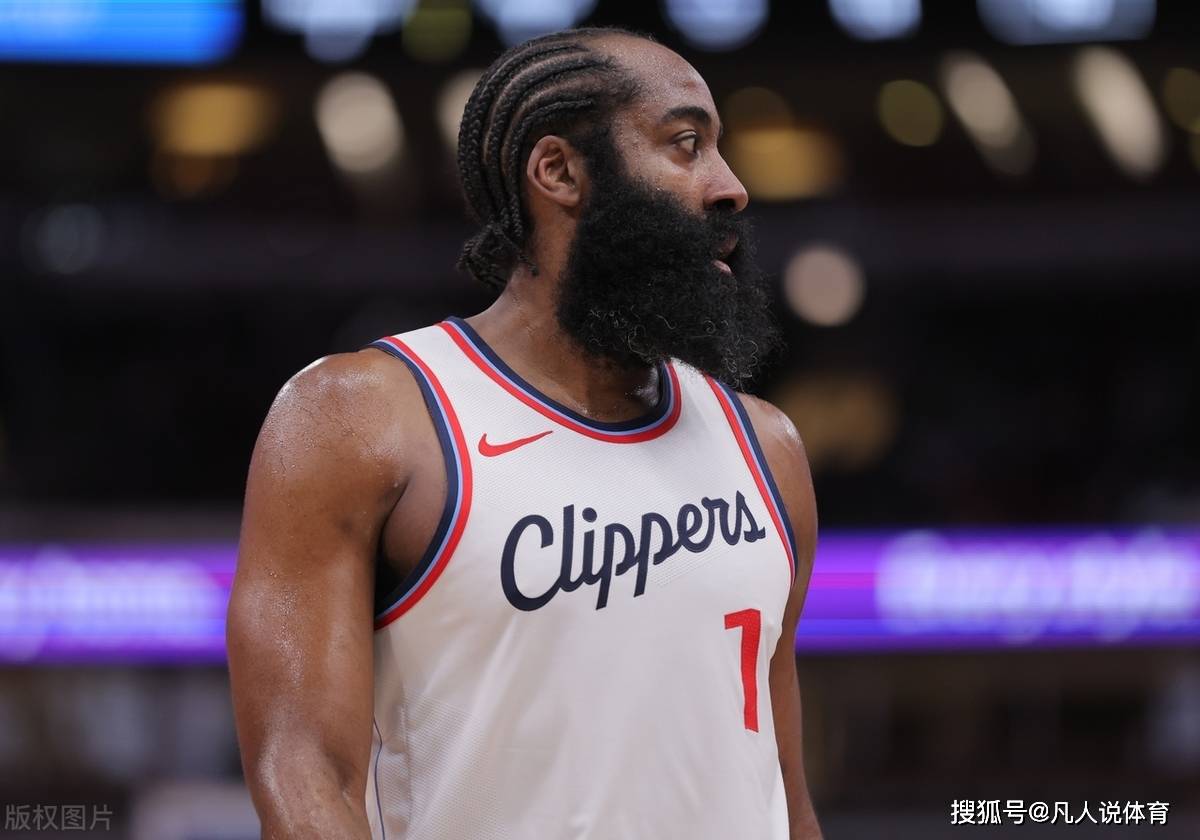 火箭客场灭魔术，哈登比赛定场时刻关键三分的简单介绍