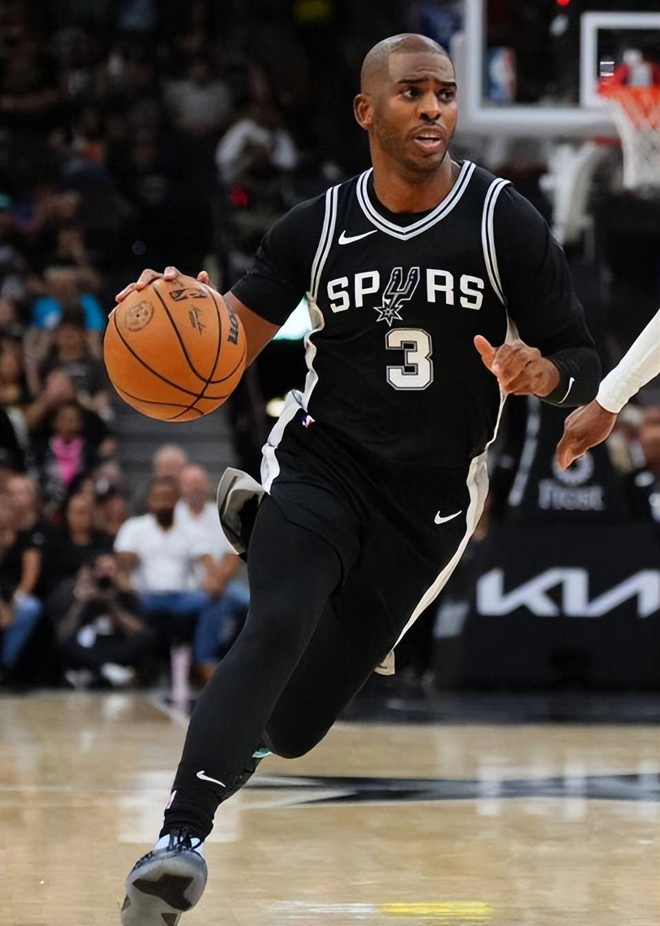 马刺老将回归,经验为球队带来希望的简单介绍 马刺老将回归,经验为球队带来希望的简单介绍