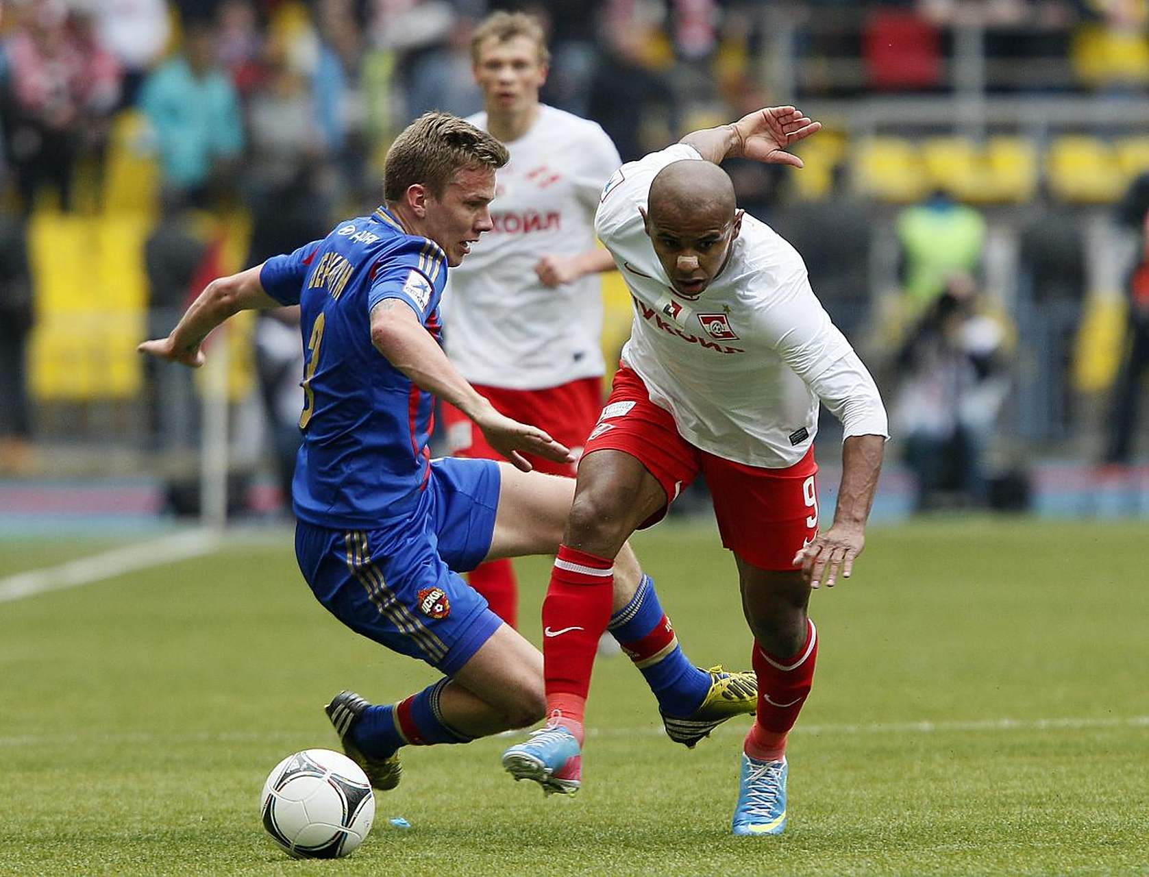 俄罗斯超级联赛半决赛开打,俄罗斯队取胜晋级 俄罗斯超级联赛半决赛开打,俄罗斯队取胜晋级