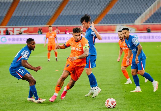 球队遭遇连败,教练组急需调整战术 球队遭遇连败,教练组急需调整战术