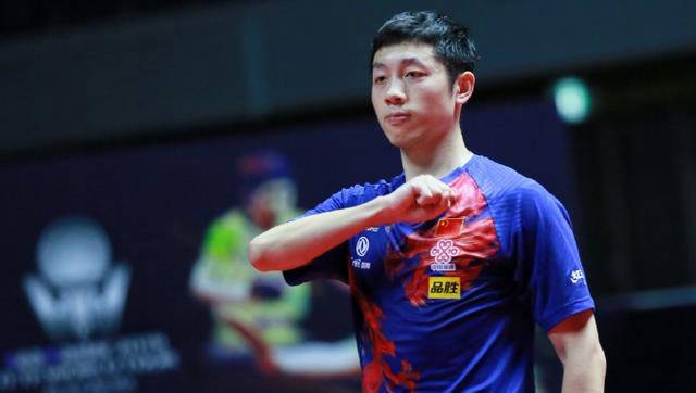 瑞典队选手飒爽出场,引爆热情 瑞典队选手飒爽出场,引爆热情