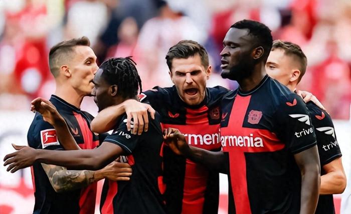 智利足球先生轰下本赛季第一球 智利足球先生轰下本赛季第一球