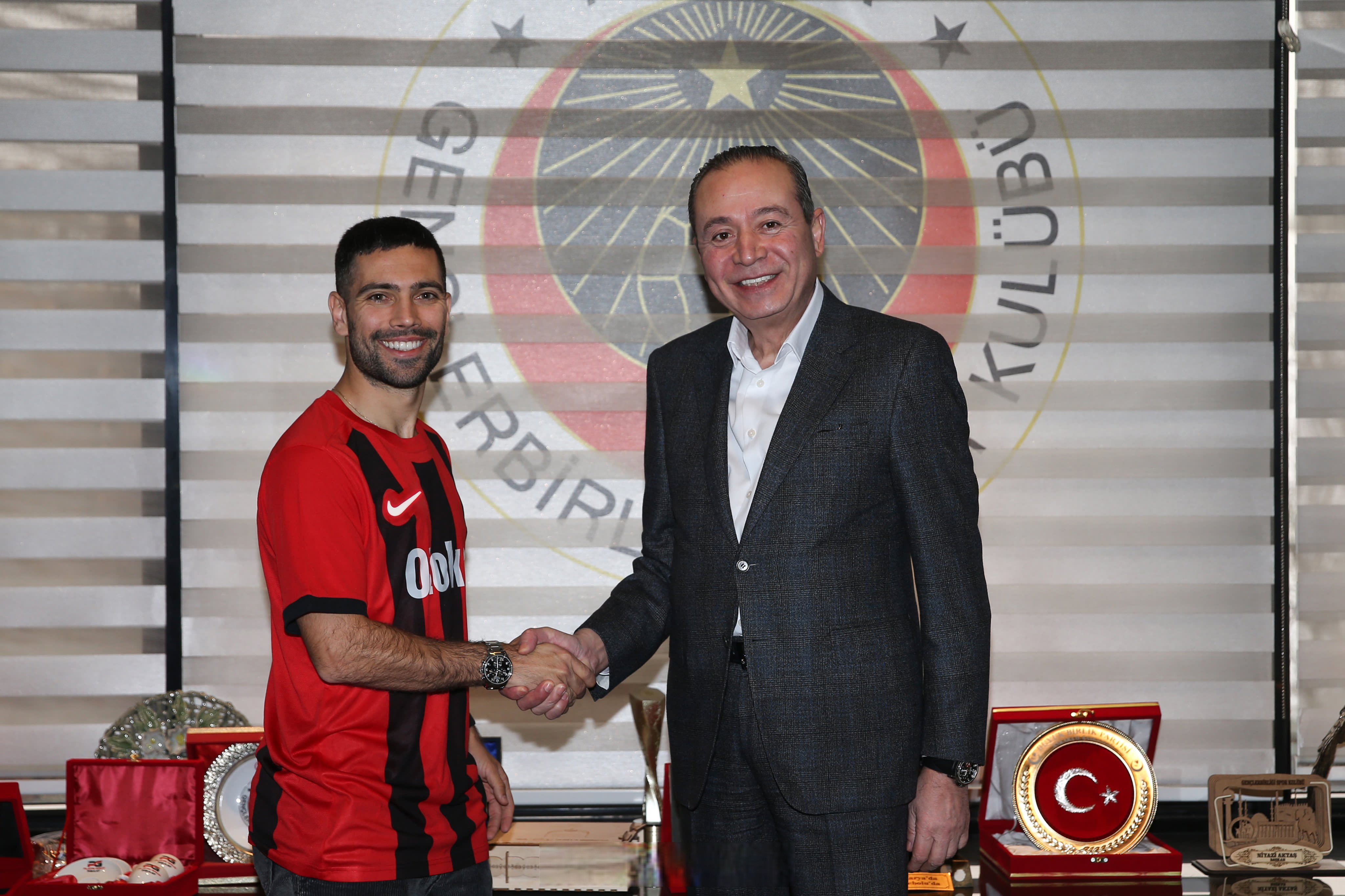 联赛强队遭遇失利，保持积极态度备战下一场