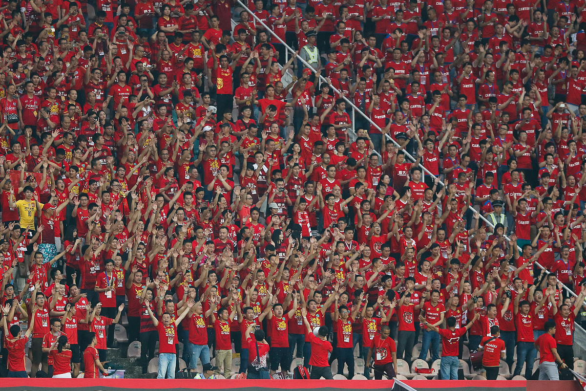 拜仁慕尼黑夺冠在望,球队表现出色 拜仁慕尼黑夺冠在望,球队表现出色