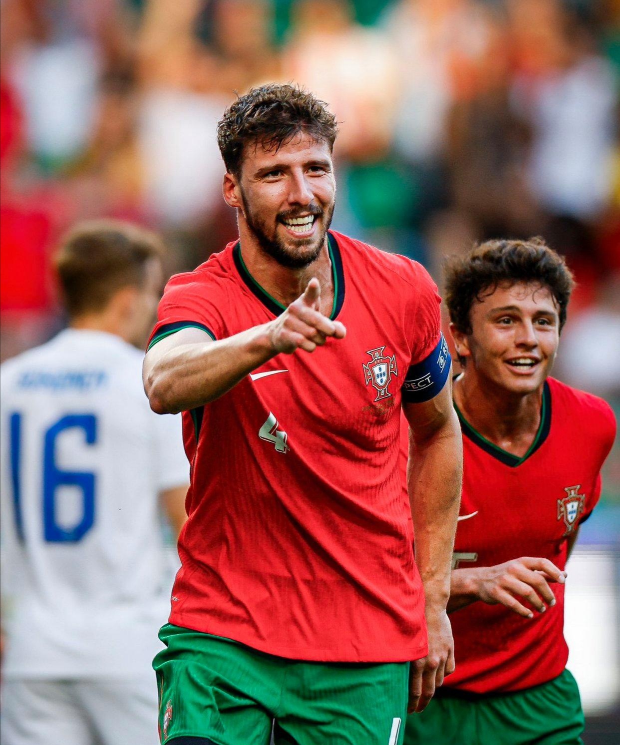 丹麦不敌奥地利,小组排名下滑 丹麦不敌奥地利,小组排名下滑