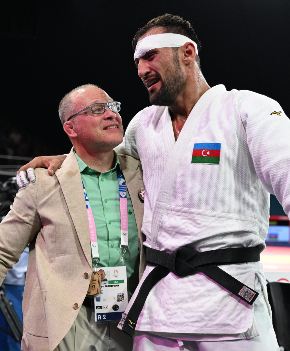 柔道比赛选手决赛晋级,一路领先 柔道比赛选手决赛晋级,一路领先