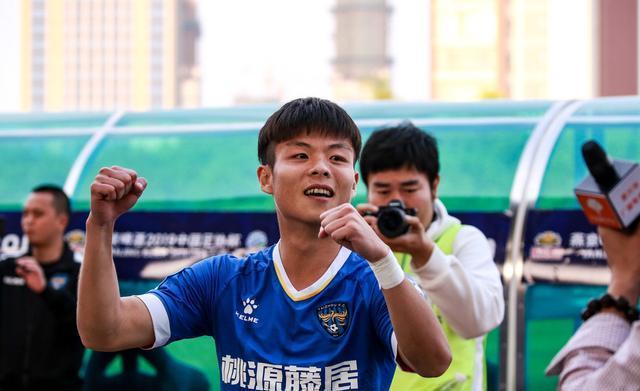 桃源队成功收获连胜,稳固领先优势 桃源队成功收获连胜,稳固领先优势