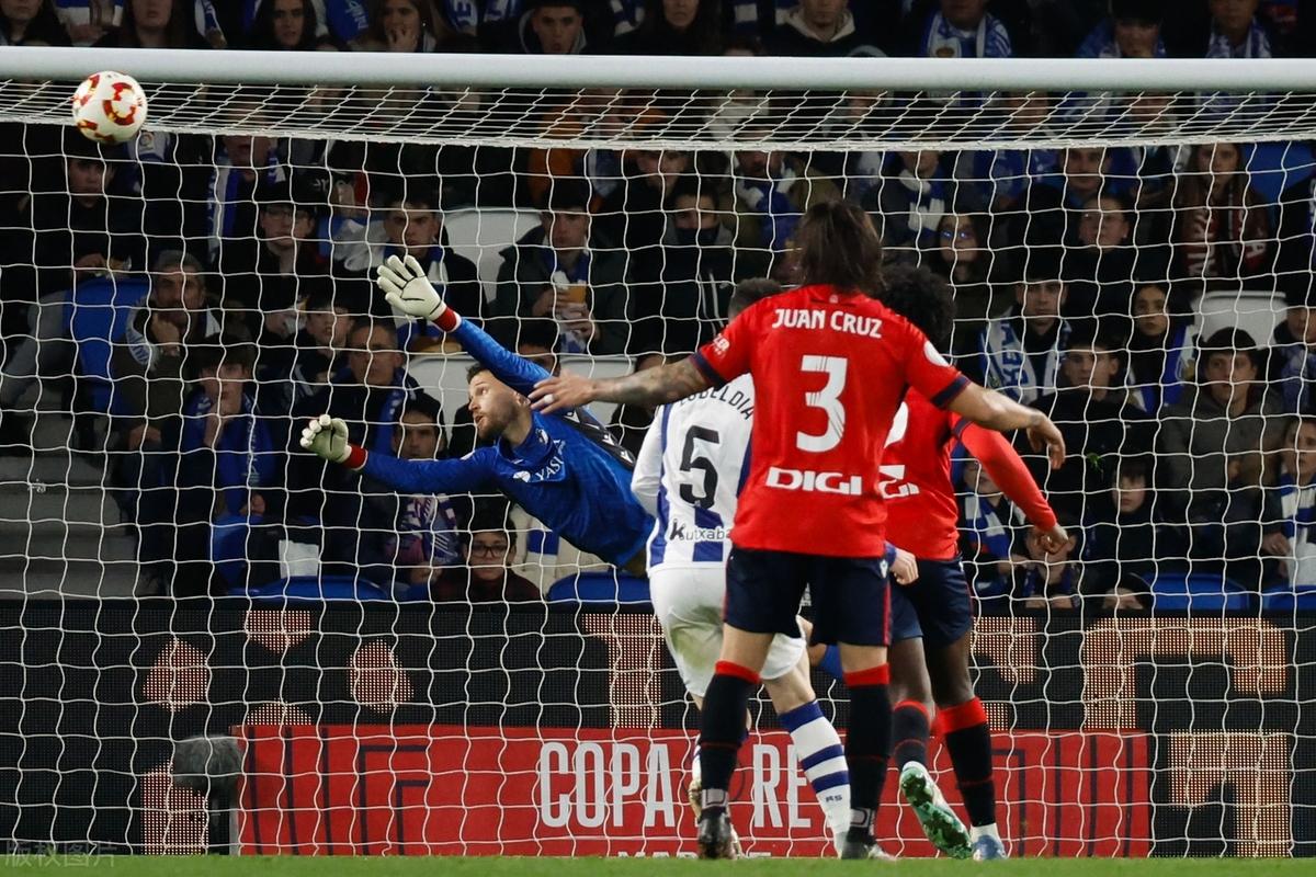 西班牙逆转乌克兰,成功挺进四强 西班牙逆转乌克兰,成功挺进四强