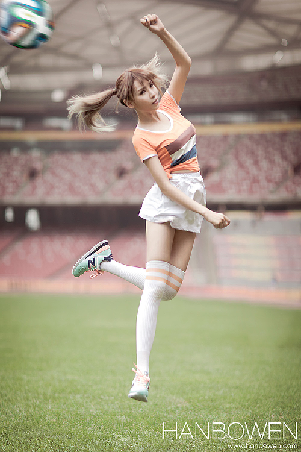 荷兰女子足球挑战赛全面启动