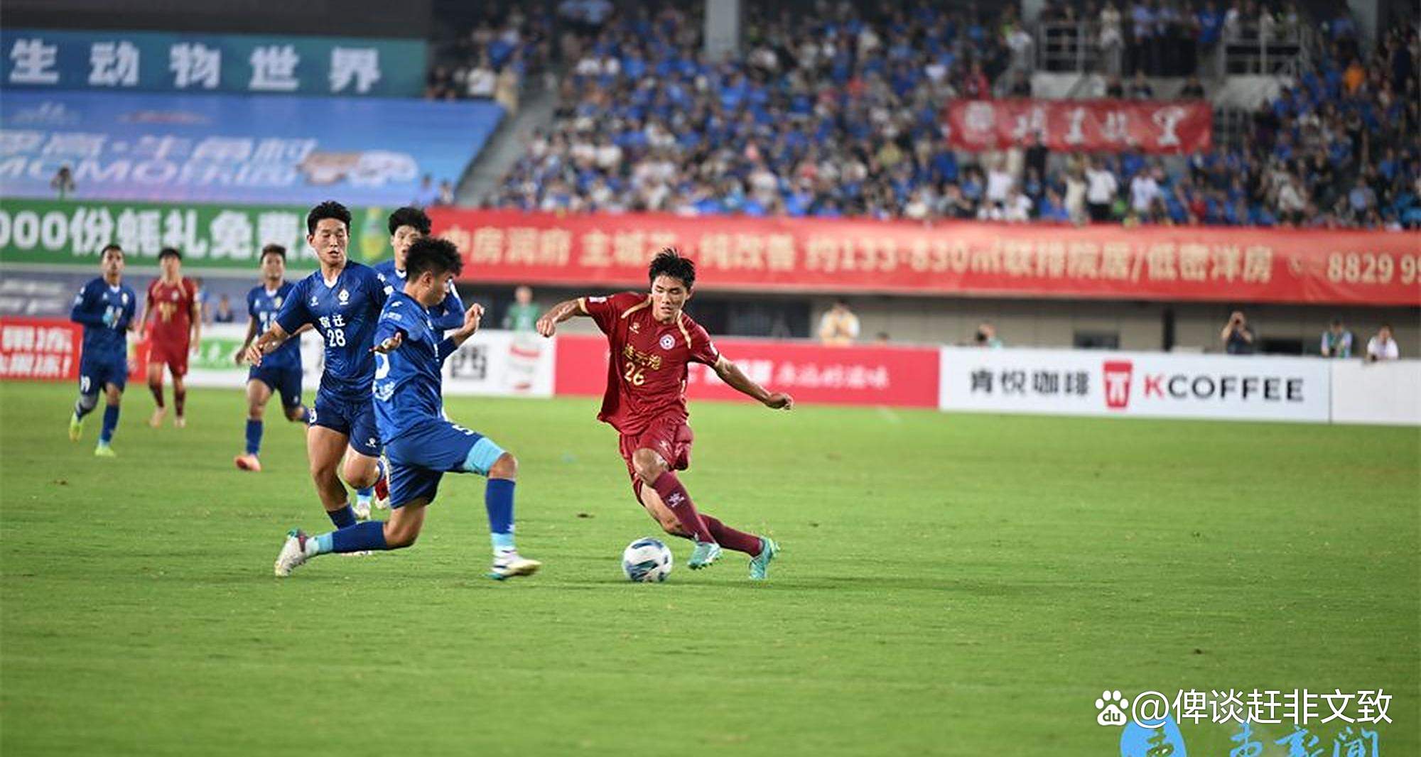 主场气氛热烈，球队击败对手取得胜利