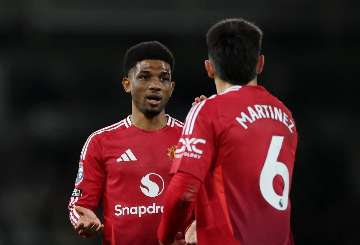 曼联遭平侯城,英超前四形势堪忧 曼联遭平侯城,英超前四形势堪忧