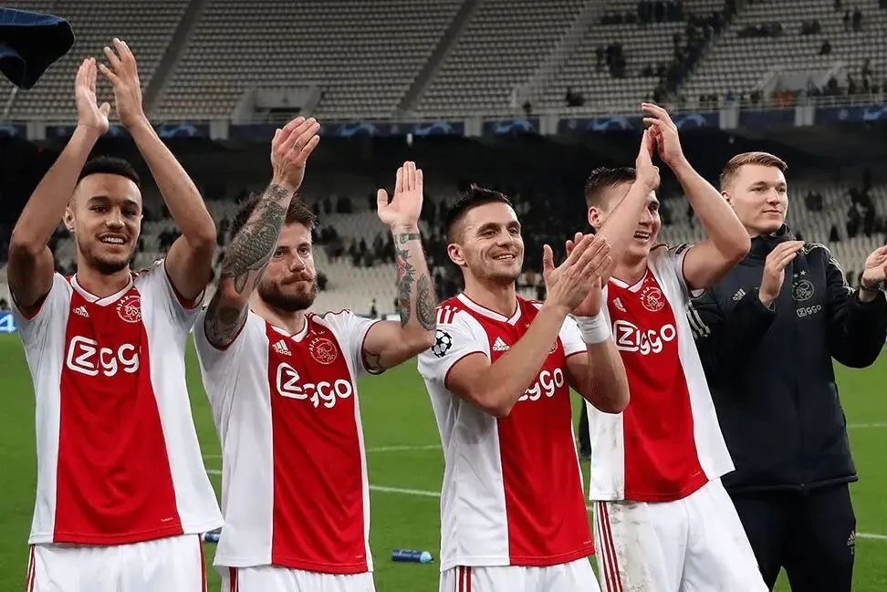 弗兰克福客场征服,喜迎连胜 弗兰克福客场征服,喜迎连胜