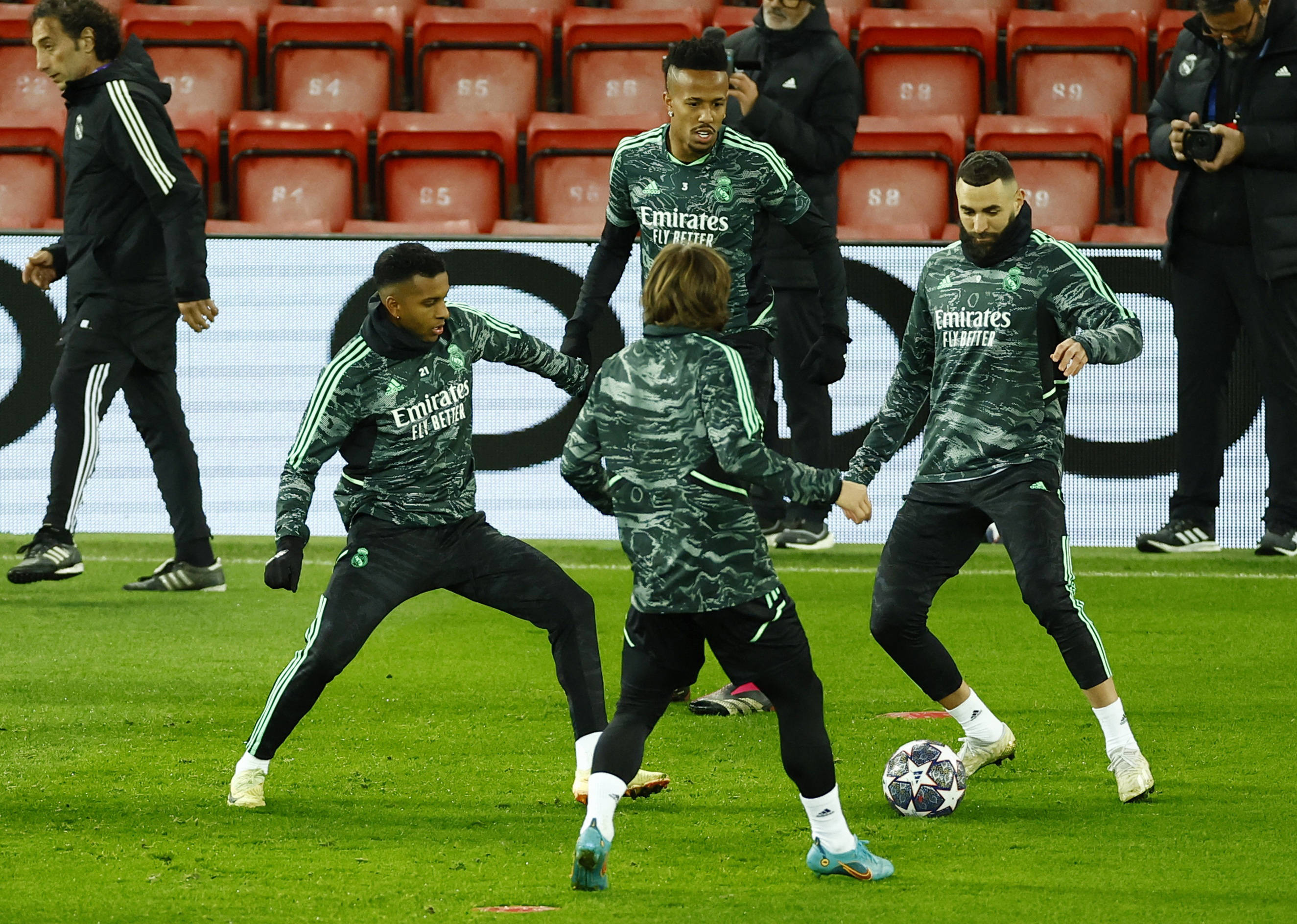 皇马集体发力,夺目晋级至半决赛 皇马集体发力,夺目晋级至半决赛