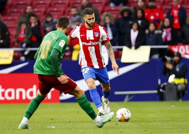 格拉纳达客场战平马竞,积分榜上升至第五 格拉纳达客场战平马竞,积分榜上升至第五