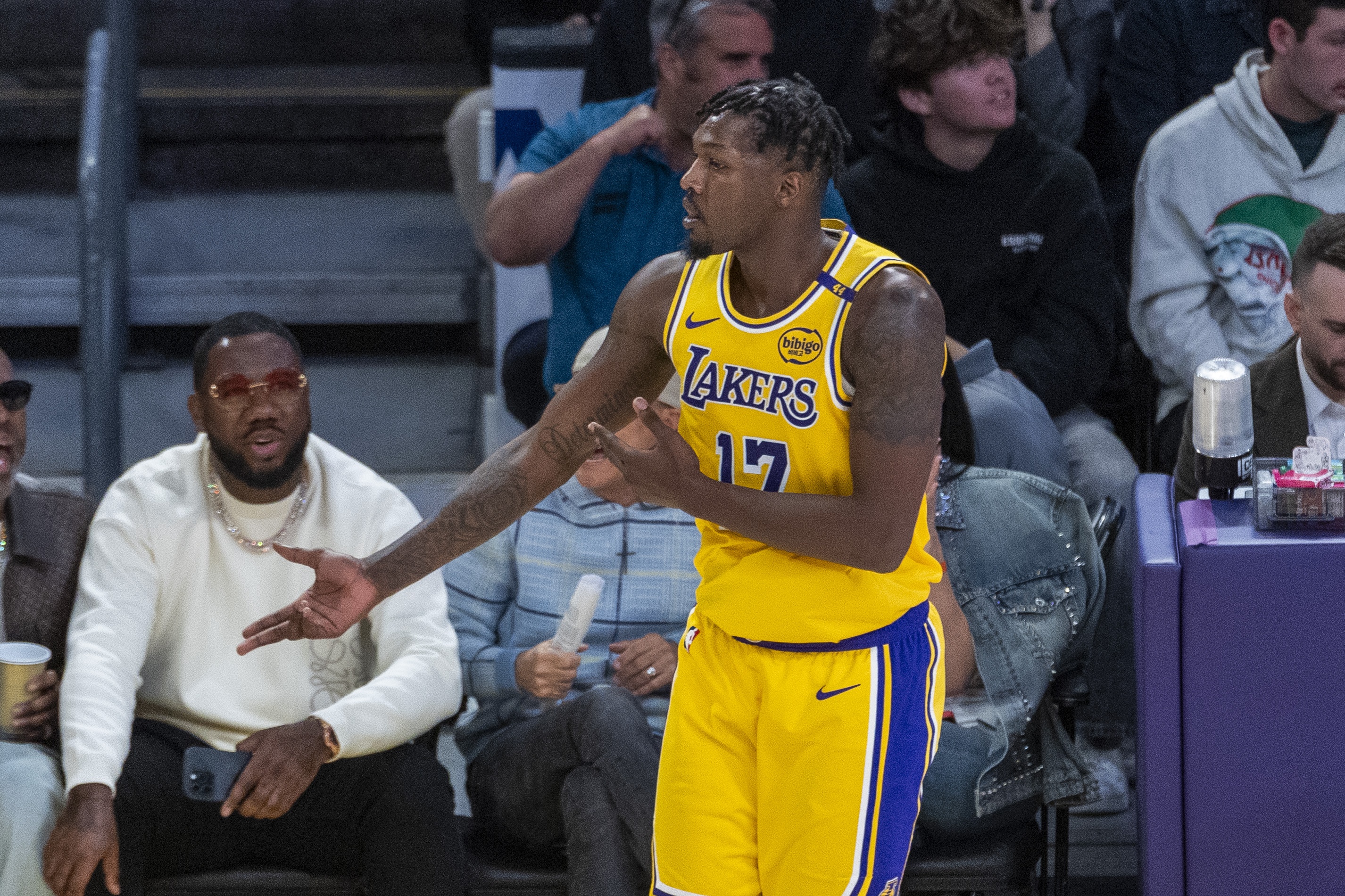 尼克斯对战森林狼,东西区球队对决惊心动魄的简单介绍 尼克斯对战森林狼,东西区球队对决惊心动魄的简单介绍