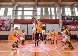 太原崇明铝业告捷,雄起之势弥漫球场 太原崇明铝业告捷,雄起之势弥漫球场