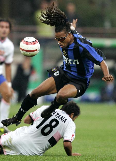 巴勒莫主场受挫,保级前路漫长 巴勒莫主场受挫,保级前路漫长