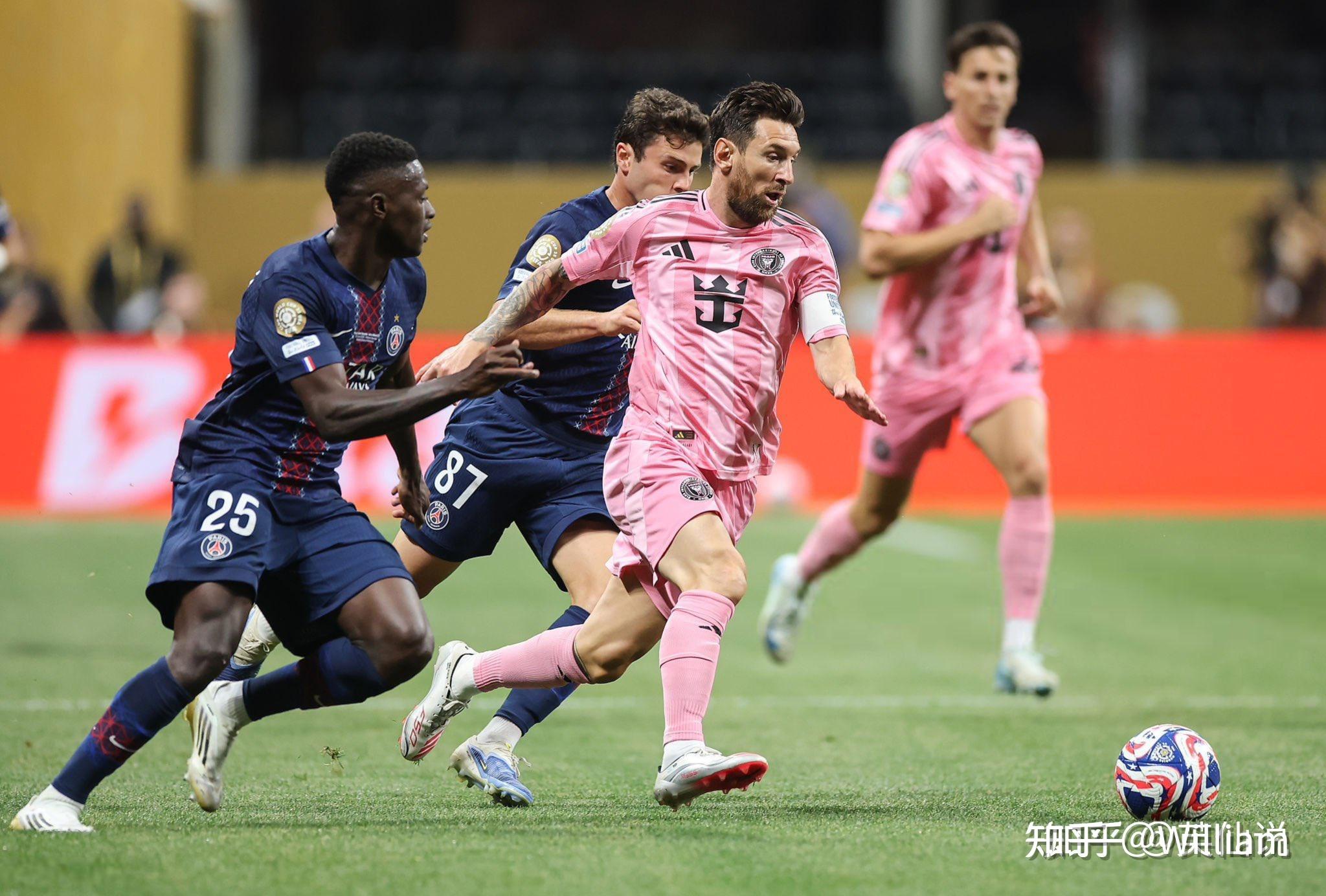 尤文图斯将在马德里对阵巴黎圣日耳曼 尤文图斯将在马德里对阵巴黎圣日耳曼