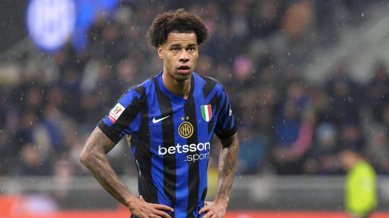 萨索洛获胜在手变腿,国米伤逆转客场 萨索洛获胜在手变腿,国米伤逆转客场