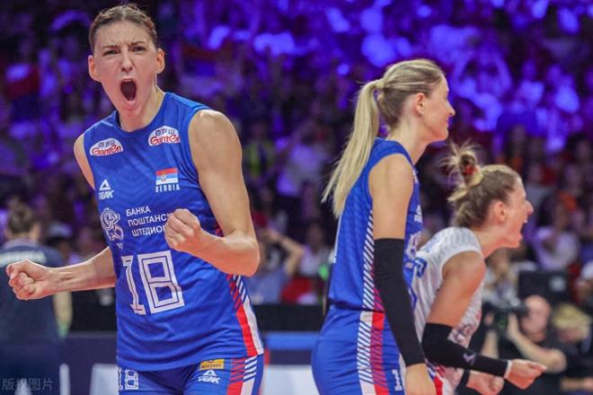 加拿大女子排球队连胜,晋级四强 加拿大女子排球队连胜,晋级四强