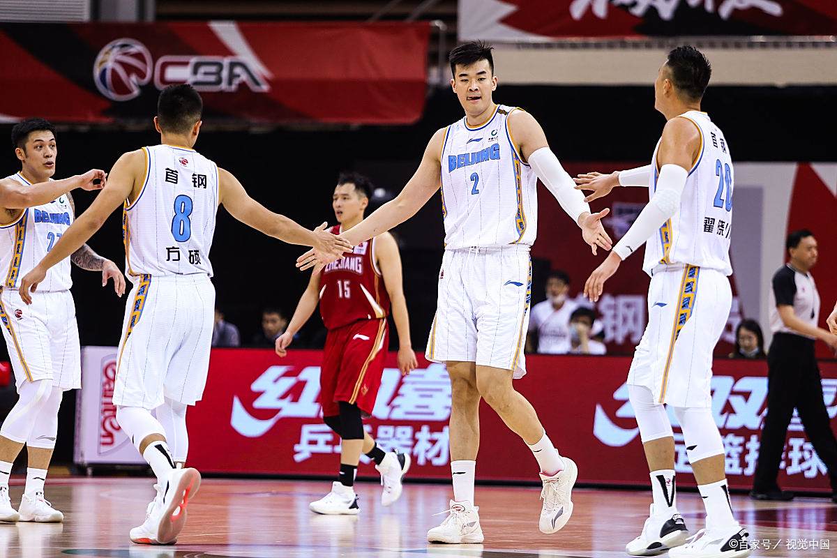 包含湖南男篮迎来胜利，重焕信心的词条