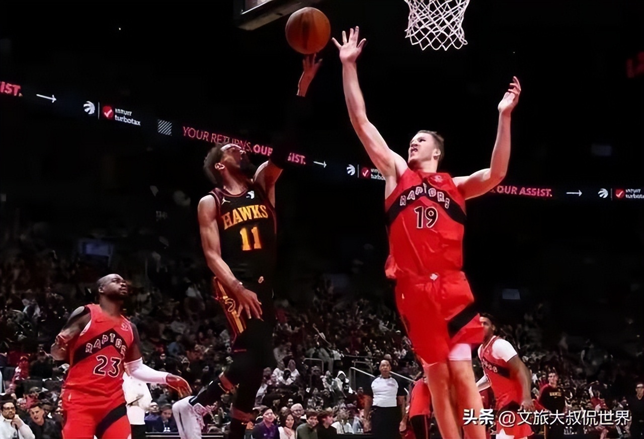 篮网横扫老鹰:厄勒尔努力全场出色表现率队横扫对手 篮网横扫老鹰:厄勒尔努力全场出色表现率队横扫对手