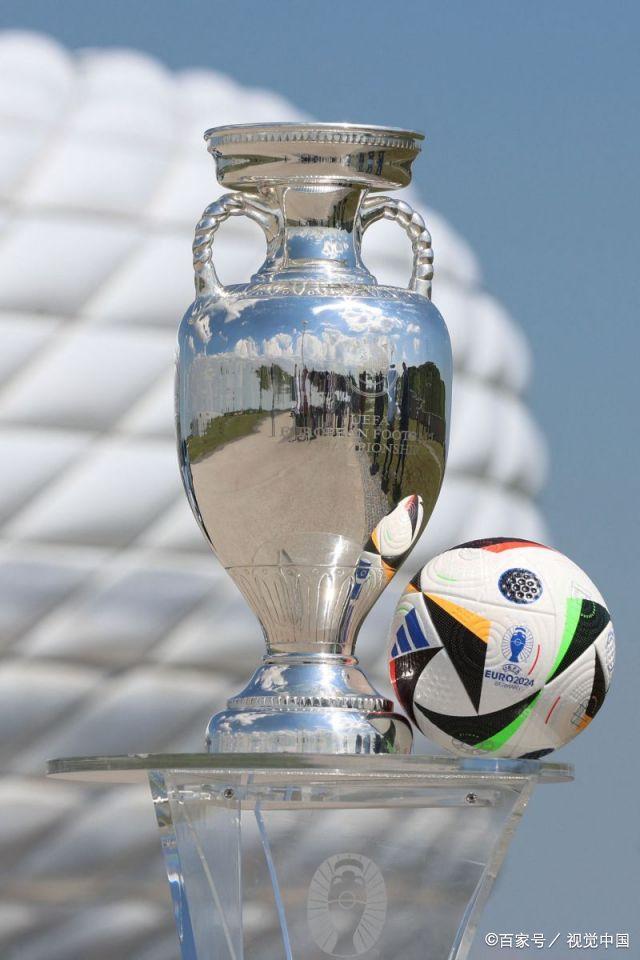 欧预赛冠军奖杯新鲜出炉，设计独具匠心
