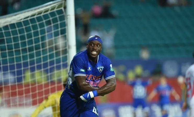 江苏队化解危机，主场反扑逆袭对手