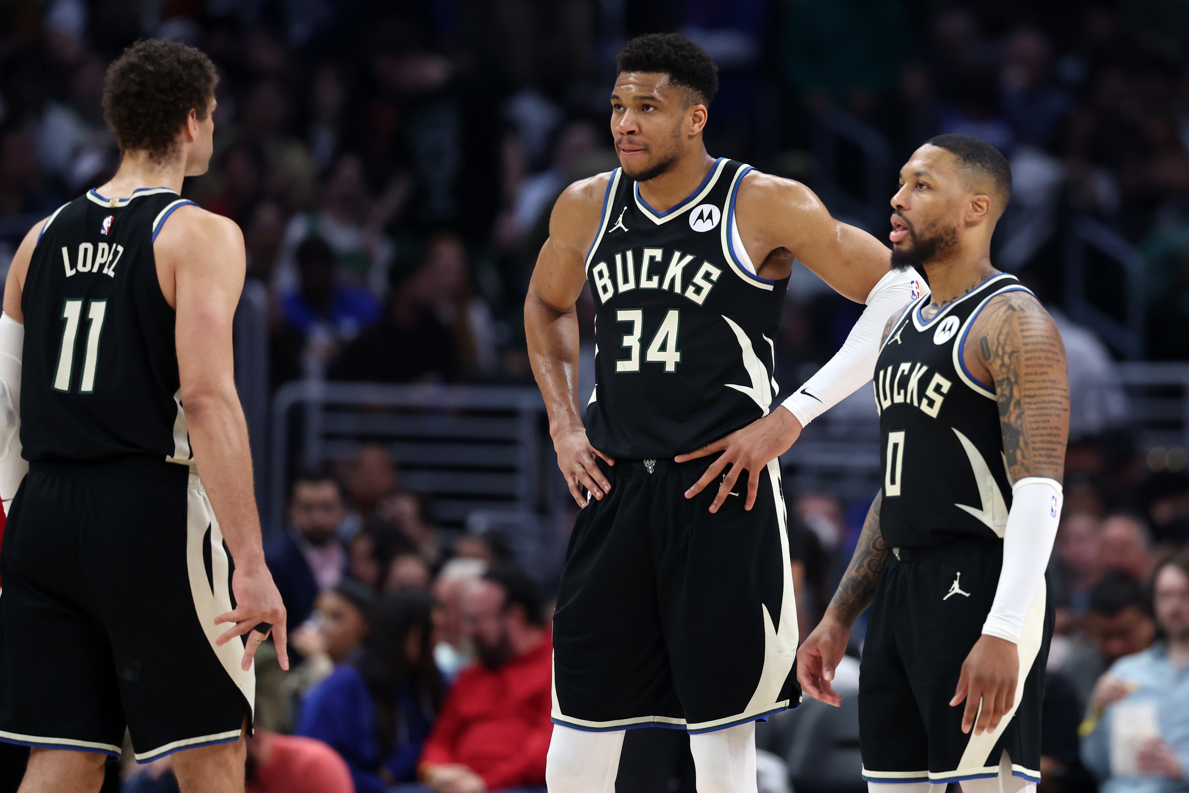 雄鹿大胜魔术，字母哥独得分成全队得分王