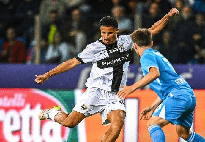 帕尔马门将神勇,助球队获得意外胜利的简单介绍 帕尔马门将神勇,助球队获得意外胜利的简单介绍